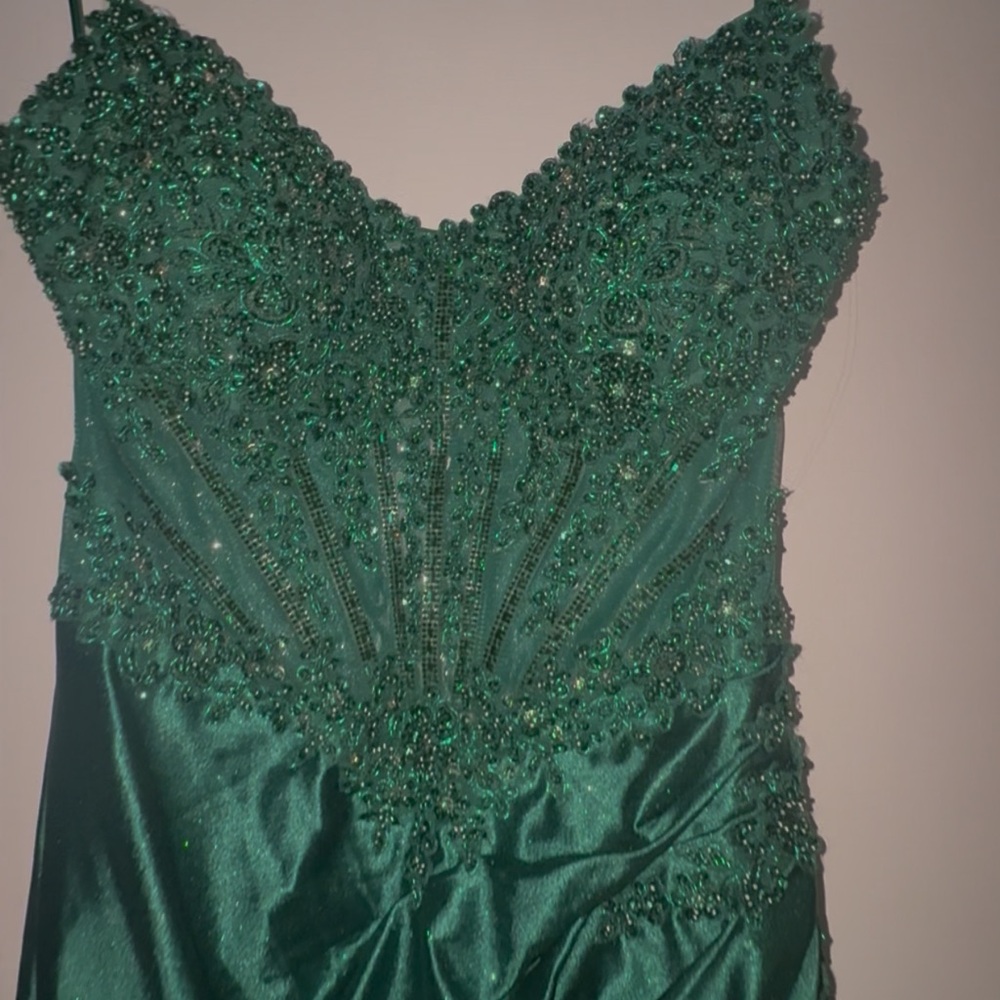 Green Embellished Ruched Spaghetti Strap Gown - Picture 2 of 4